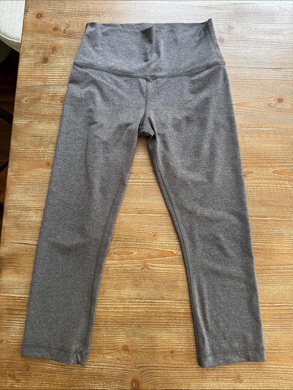 Lululemon Align High-Rise Crop 21”- Heather Gray